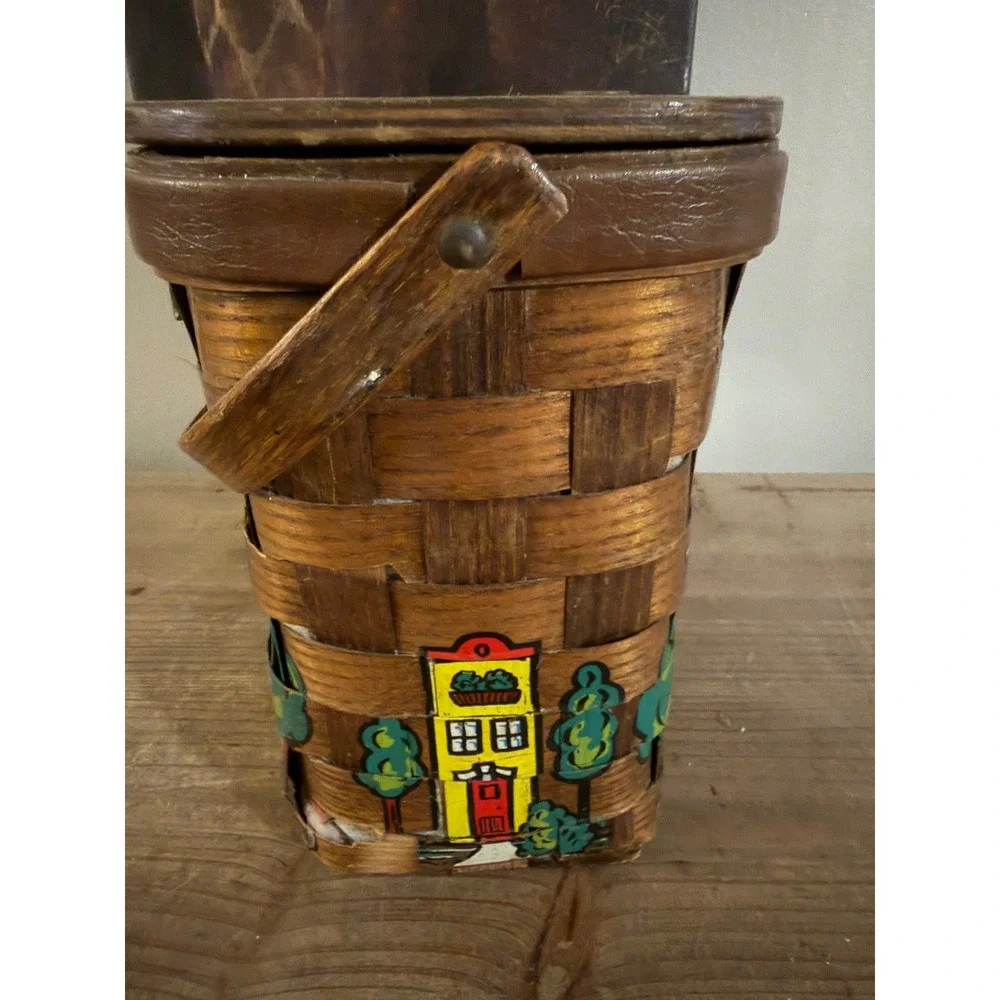 Vintage Caro-Nan Hand Painted Wooden Basket Purse Village Scene‎ Smart Set Bag